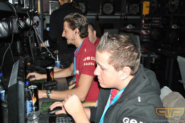 Игроки Mouz